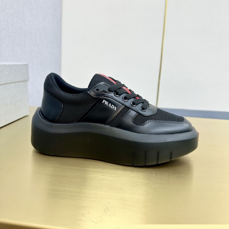 G*u*i casual shoes